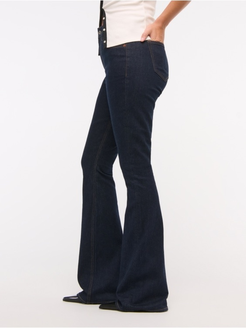 Abercrombie & Fitch Curve Love Mid Rise Bootcut in Dark Rinse Size 32 Short - Picture 3 of 9